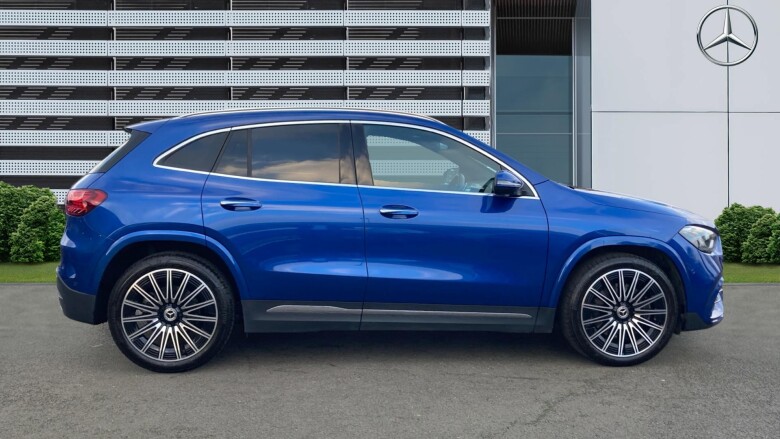 Mercedes-Benz GLA 220d 4Matic AMG Line Premium Plus 5dr Auto Diesel Hatchback